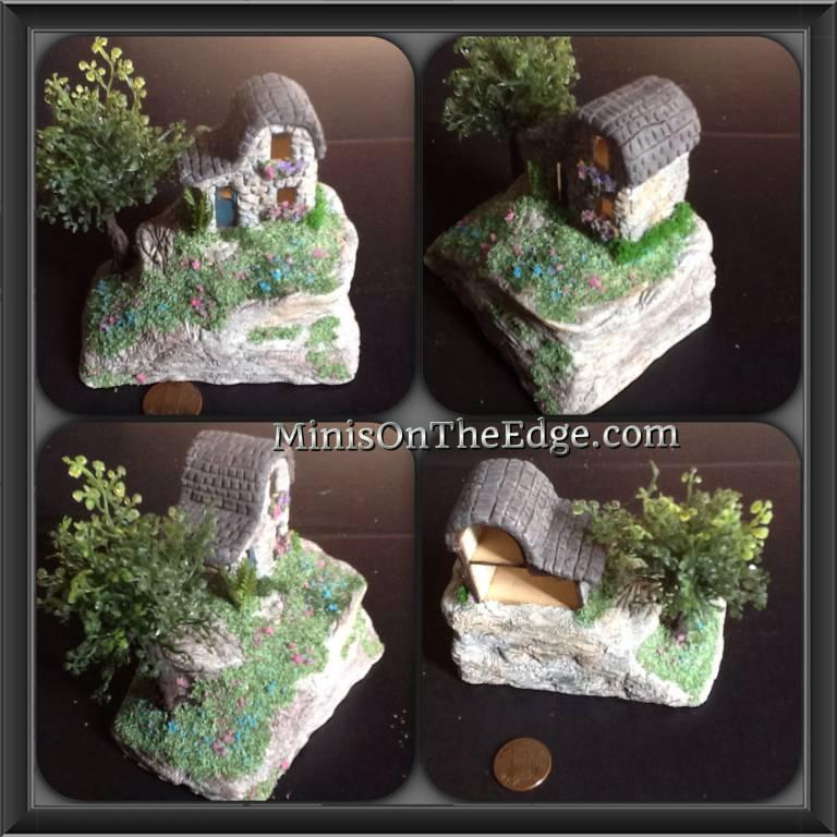 1/144 scale Greenleaf Dollhouse