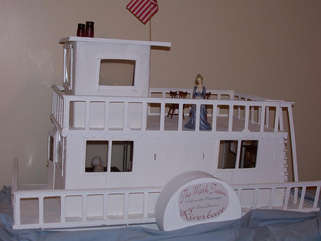 Mark Twain Riverboat--Houseboat contest