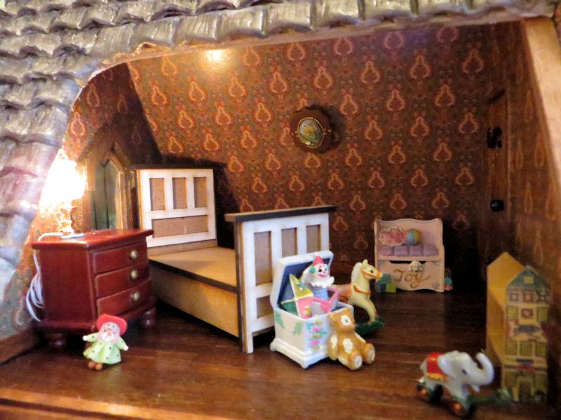 FINISHED ... 1/2 Scale Fairfield Gone Tudor