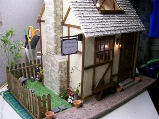 tudor shoppe 028 (Small).jpg