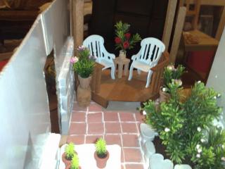 7b Garden 2003.jpg