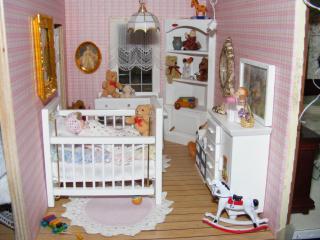 2008_0226dollhousechristmas0166.JPG