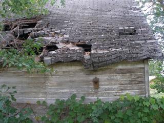 Sagging Roof/Haunted House 02